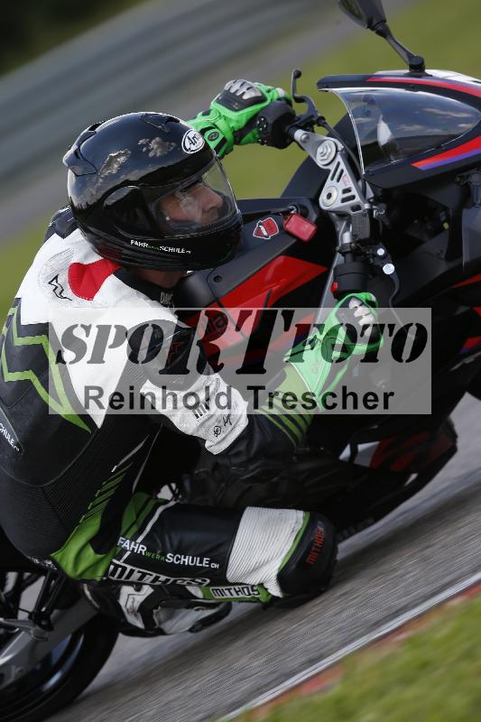 /Archiv-2024/29 12.06.2024 MOTO.CH Track Day ADR/Gruppe rot/15-1